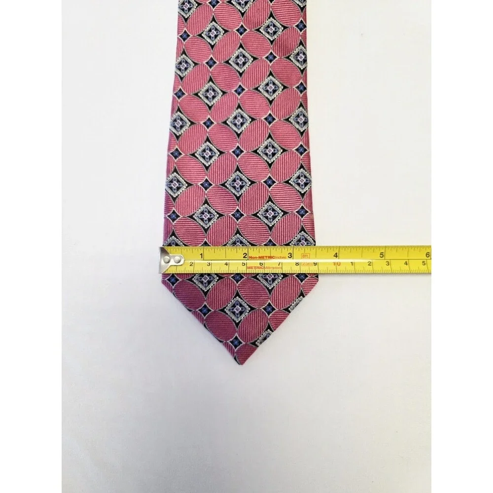 JZ Richards 100% Silk Woven Geometric Tie Pink Black Blue White